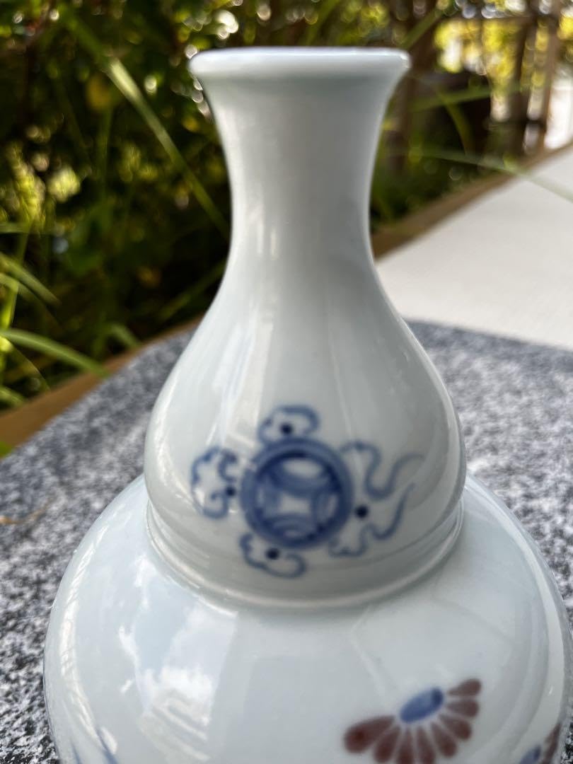 韓国の人間国宝　安藤五作　花瓶　木製台座付　焚川窯　アンティーク　共箱付 Amazon.co.jp: 韓国の人間国宝 安藤五作 花瓶 木製台座付 焚川窯